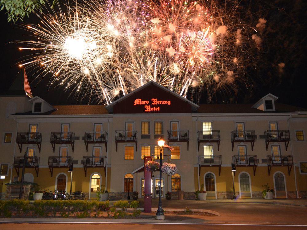 Marv Herzog Hotel Frankenmuth Exterior foto